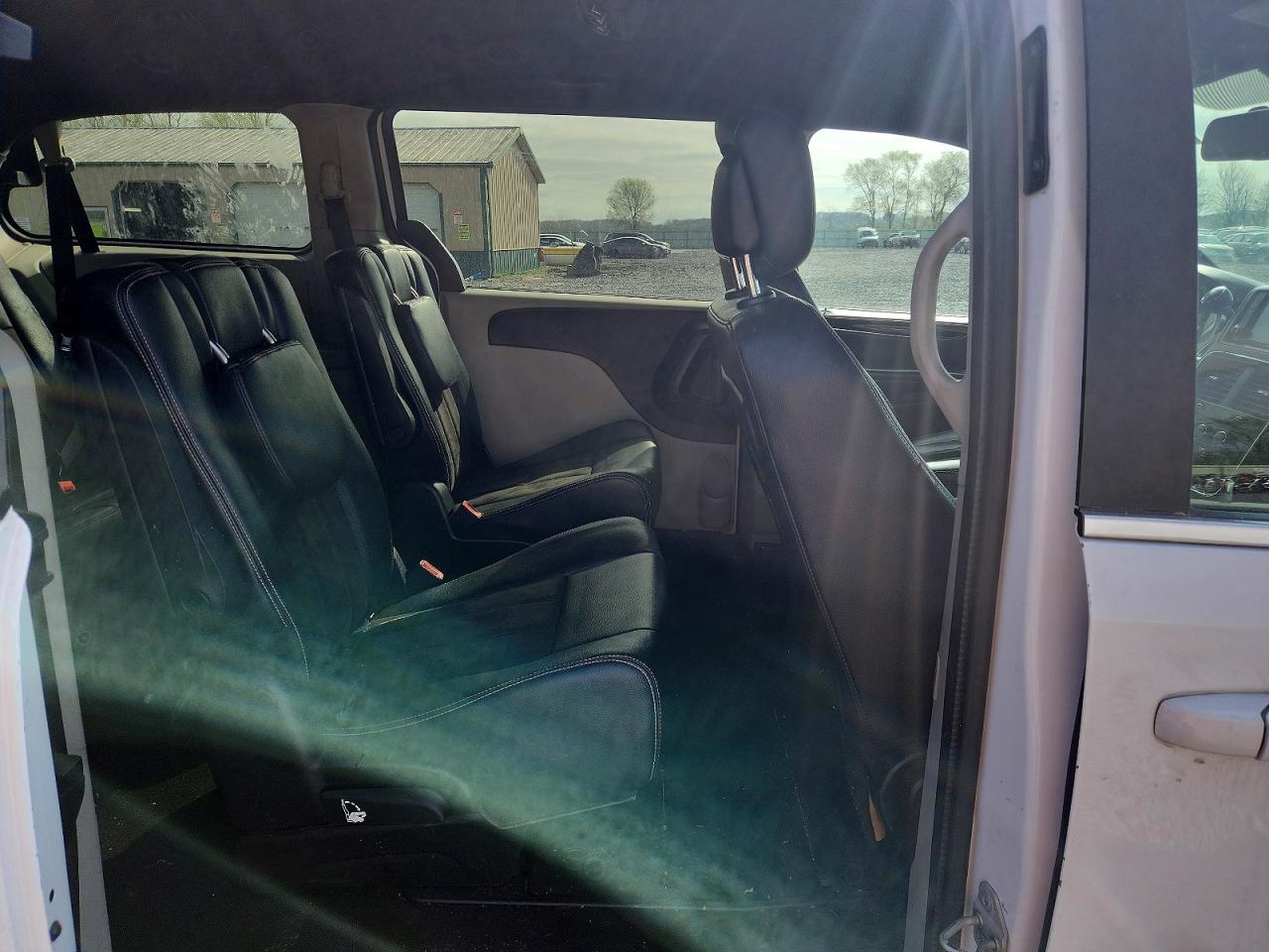 Dodge Caravan