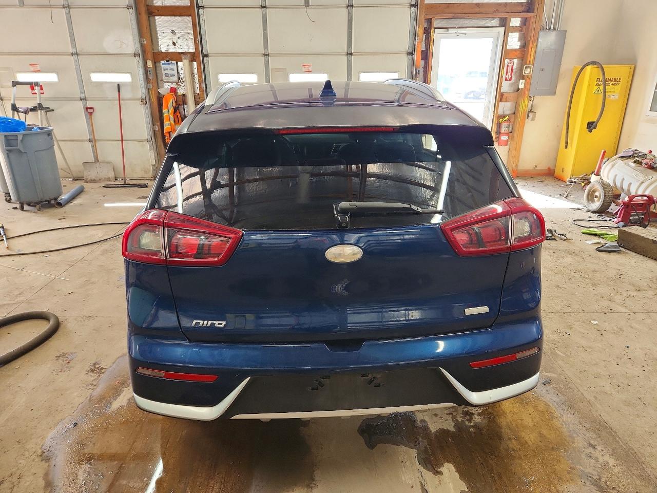 Kia Niro Lx