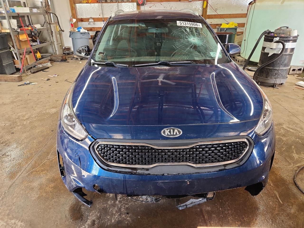 Kia Niro Lx