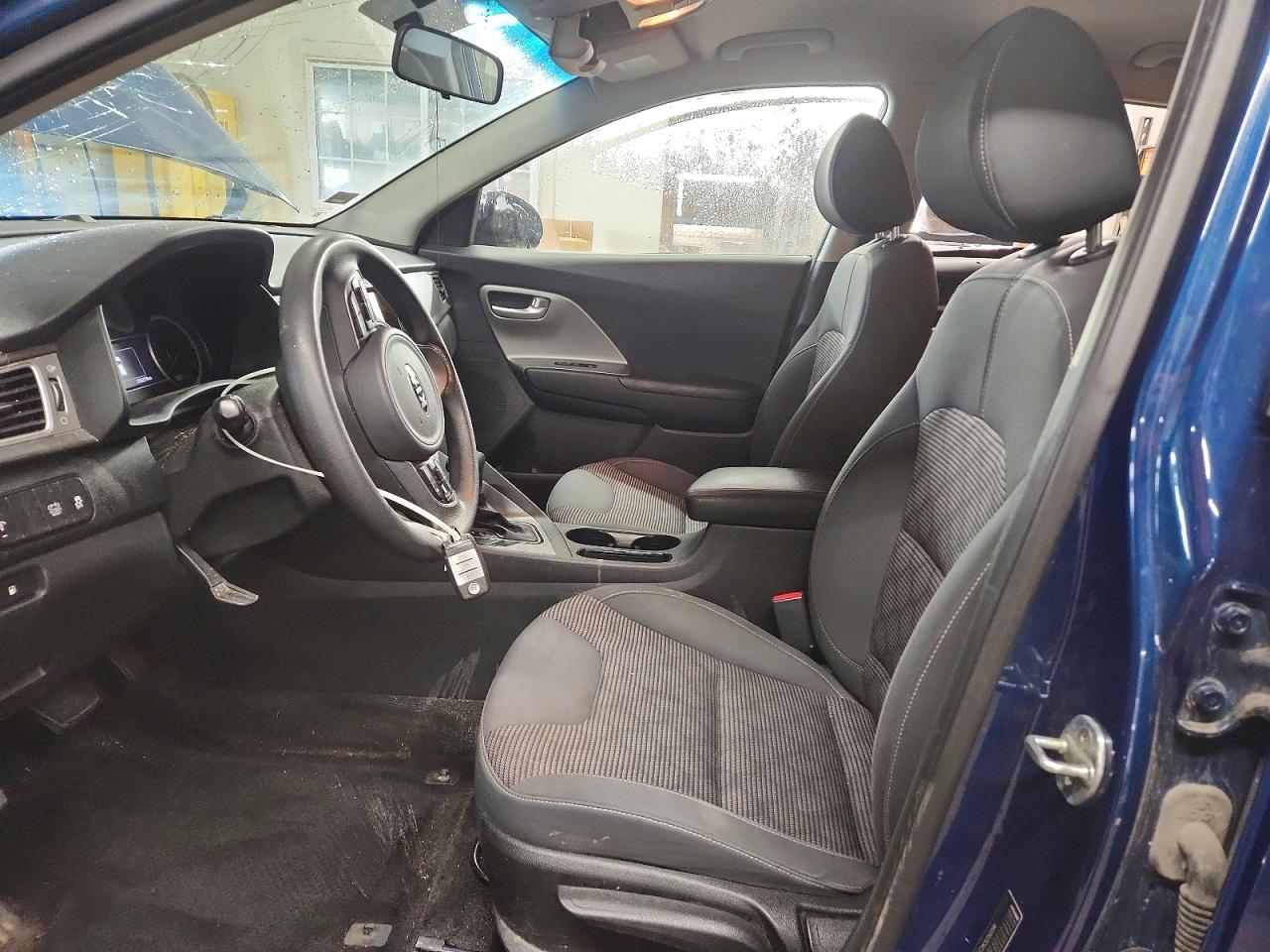 Kia Niro Lx