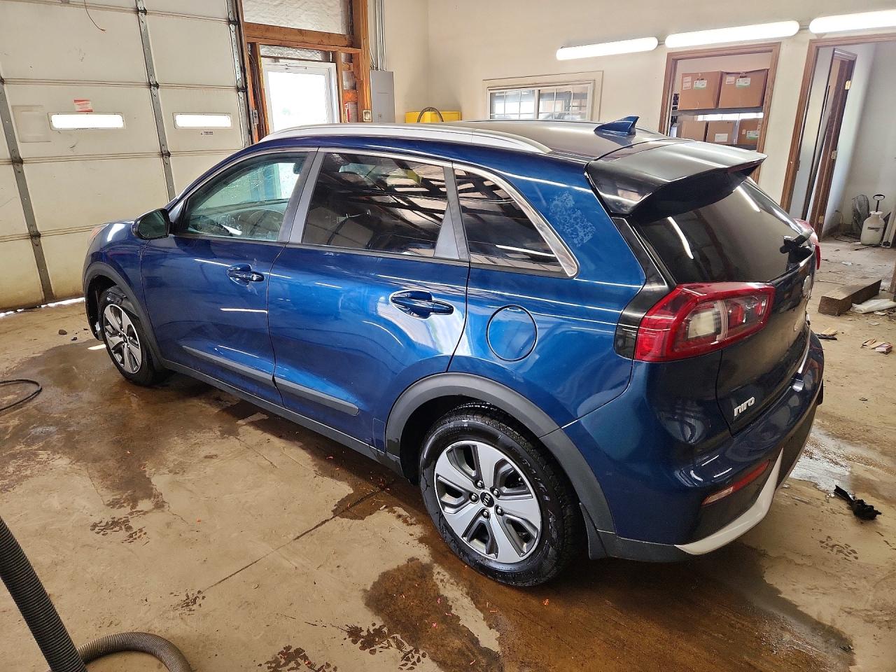 Kia Niro Lx