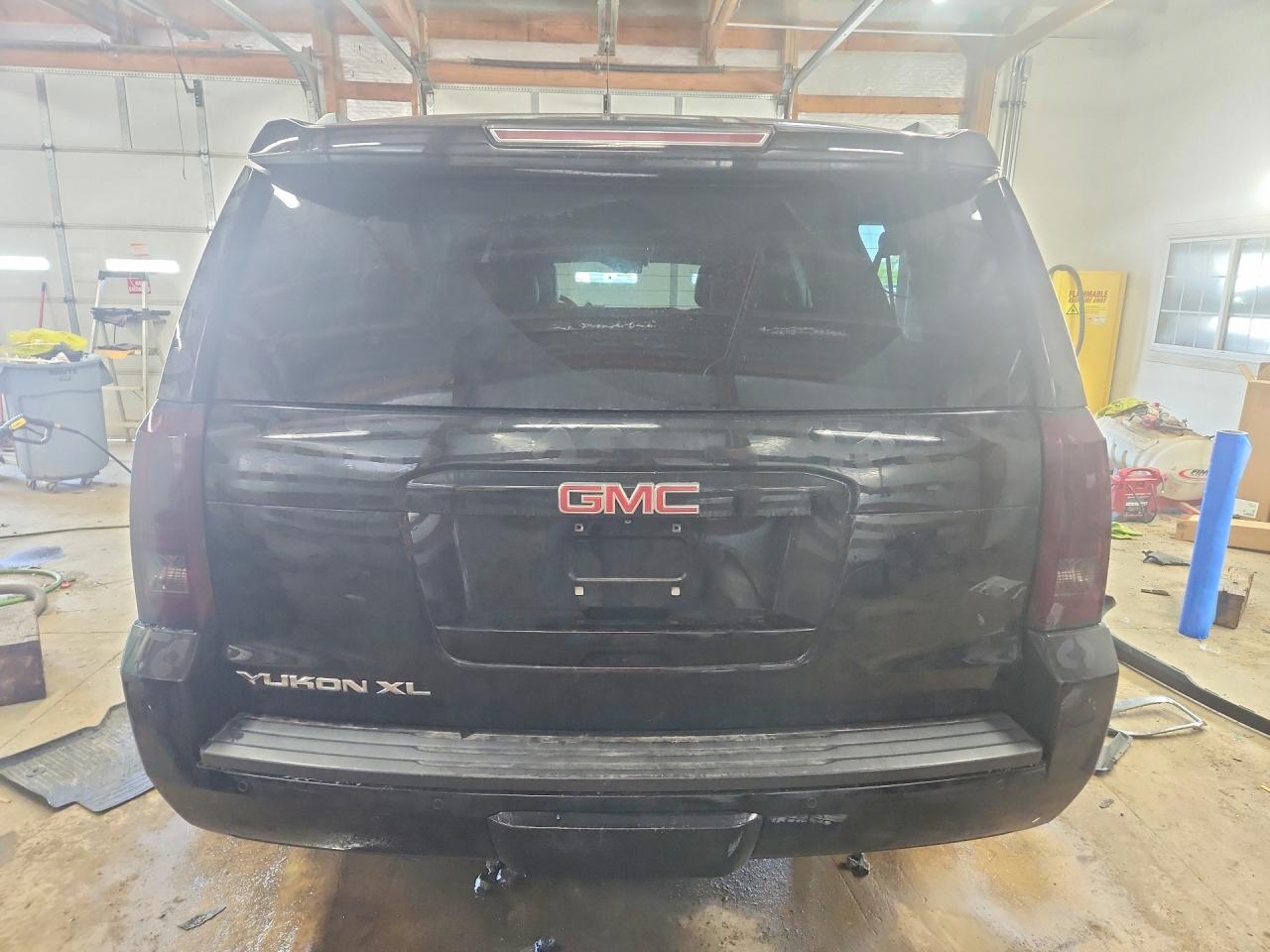GMC Yukon K1500 Slt