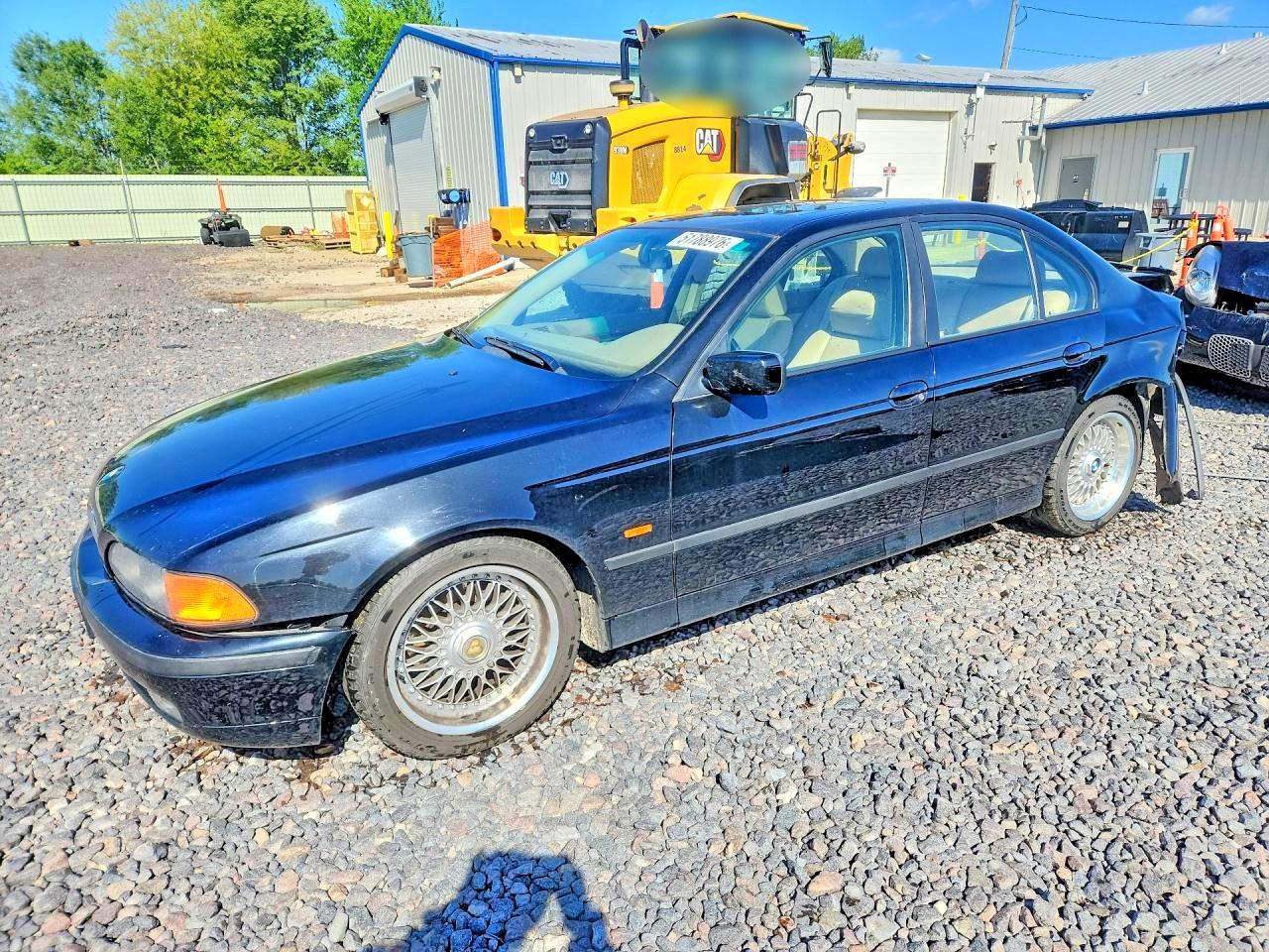 Salvage BMW 5 Series Image