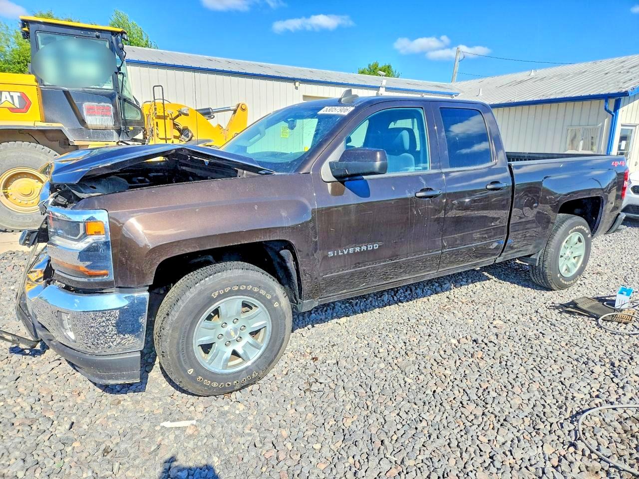 Salvage Chevrolet Silverado Image