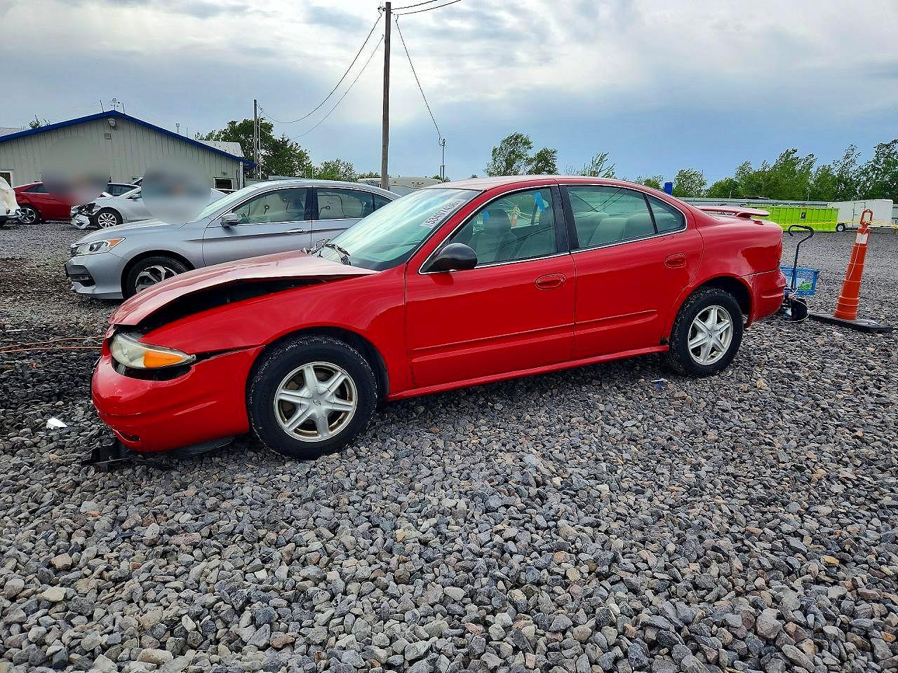 Salvage Oldsmobile Alero Image
