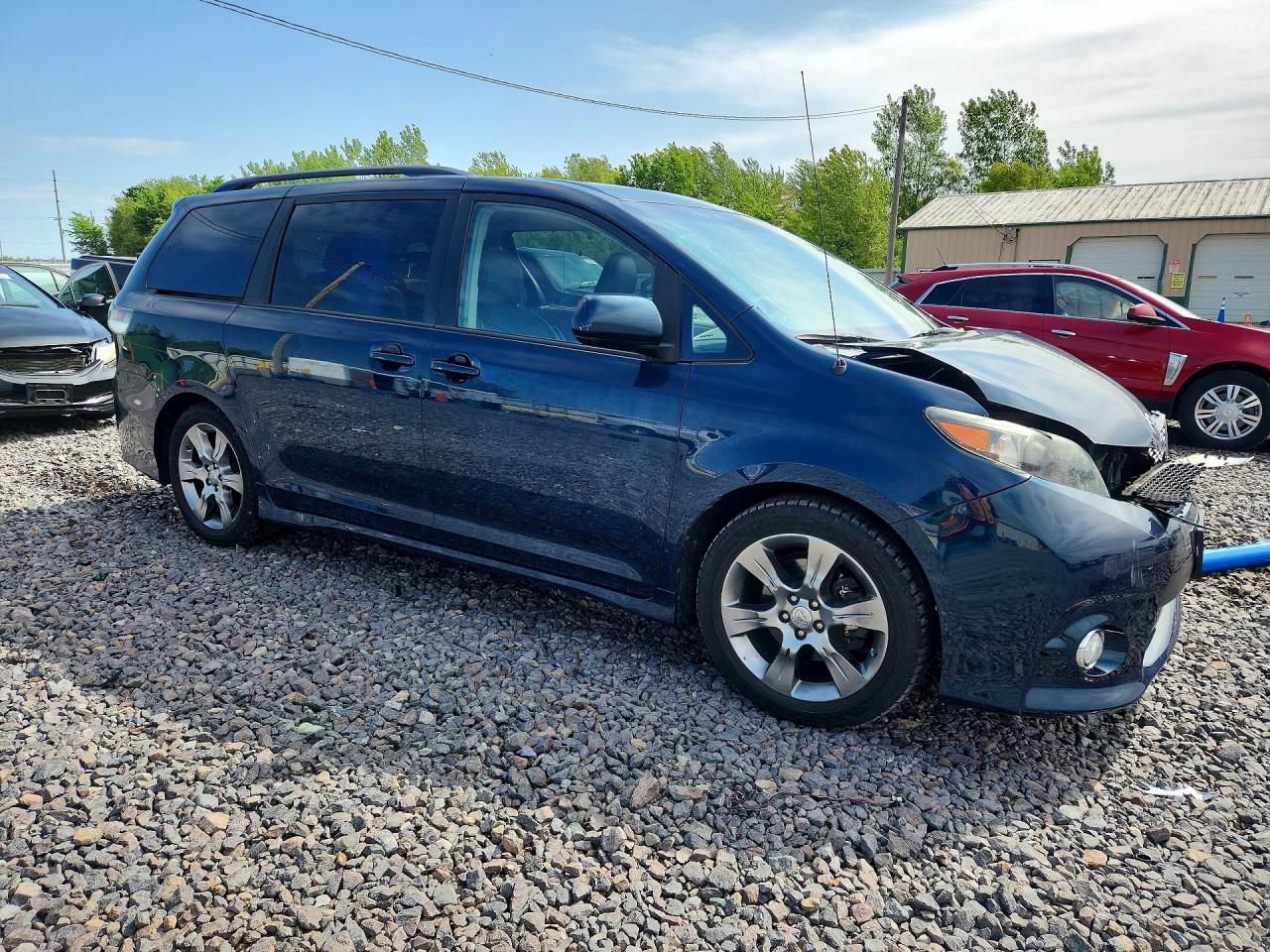 Toyota Sienna Sport