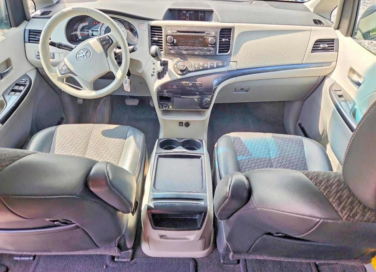 Toyota Sienna Sport