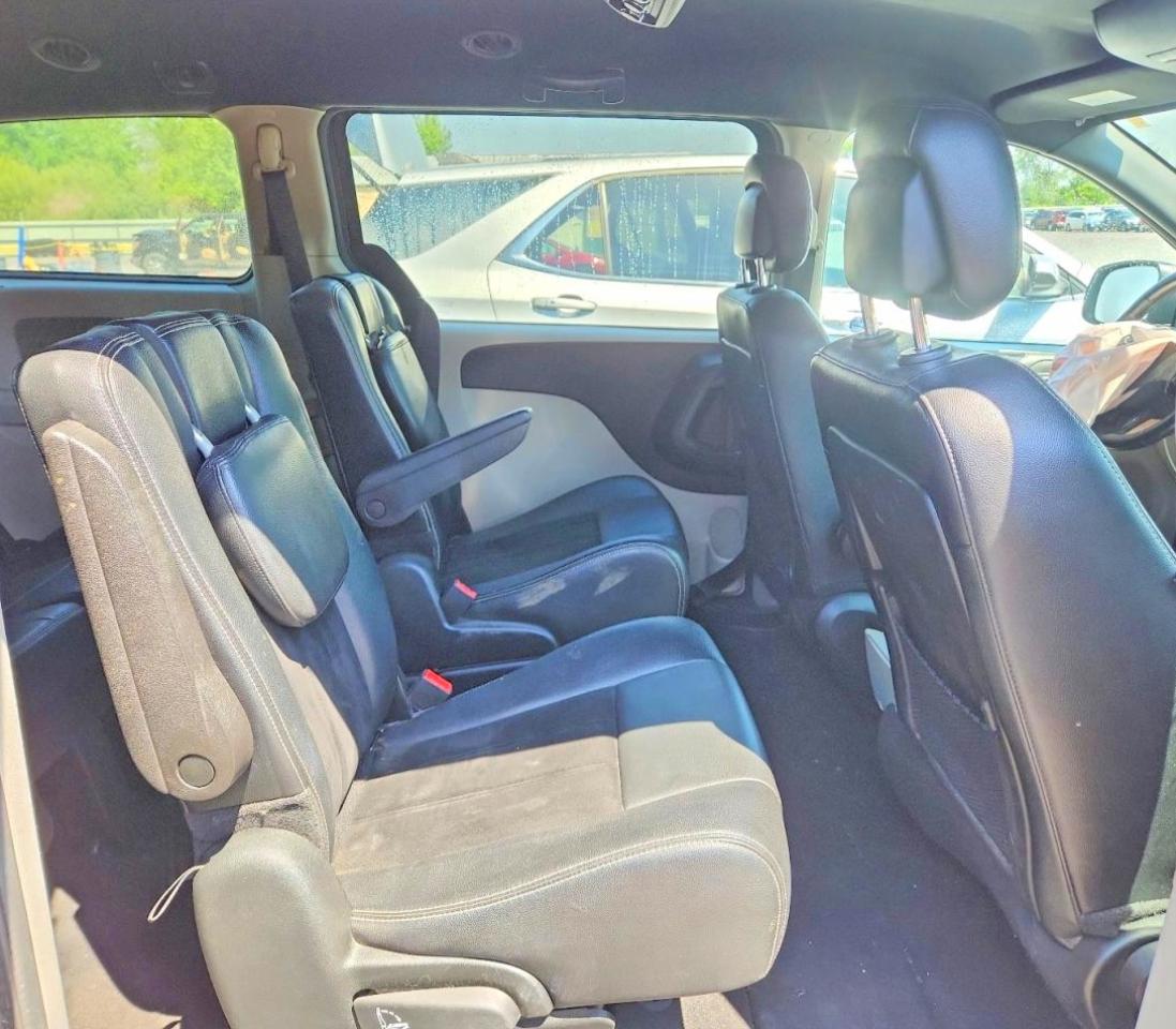 Dodge Caravan Sxt