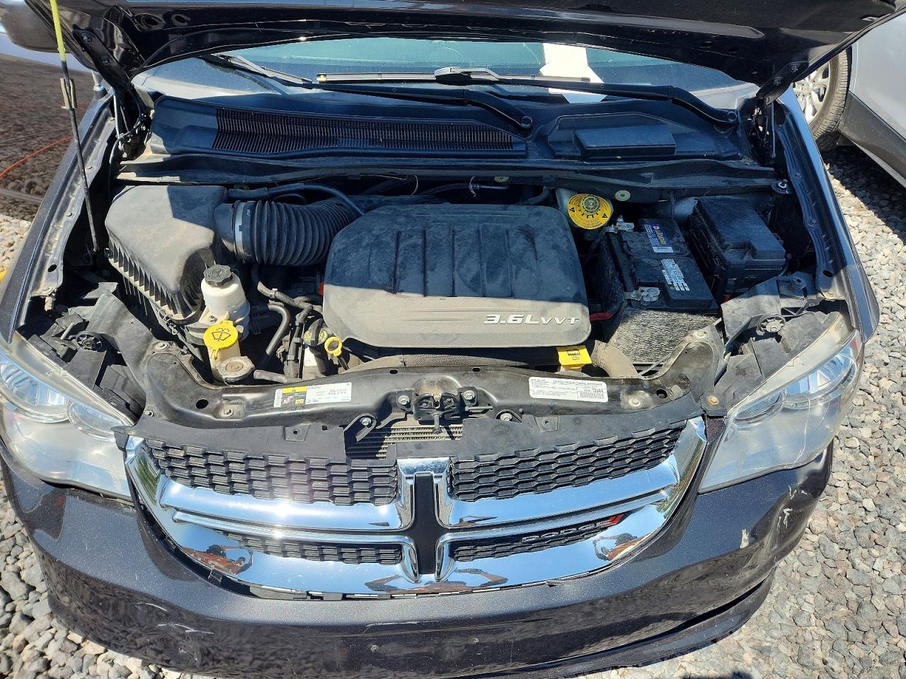 Dodge Caravan Sxt