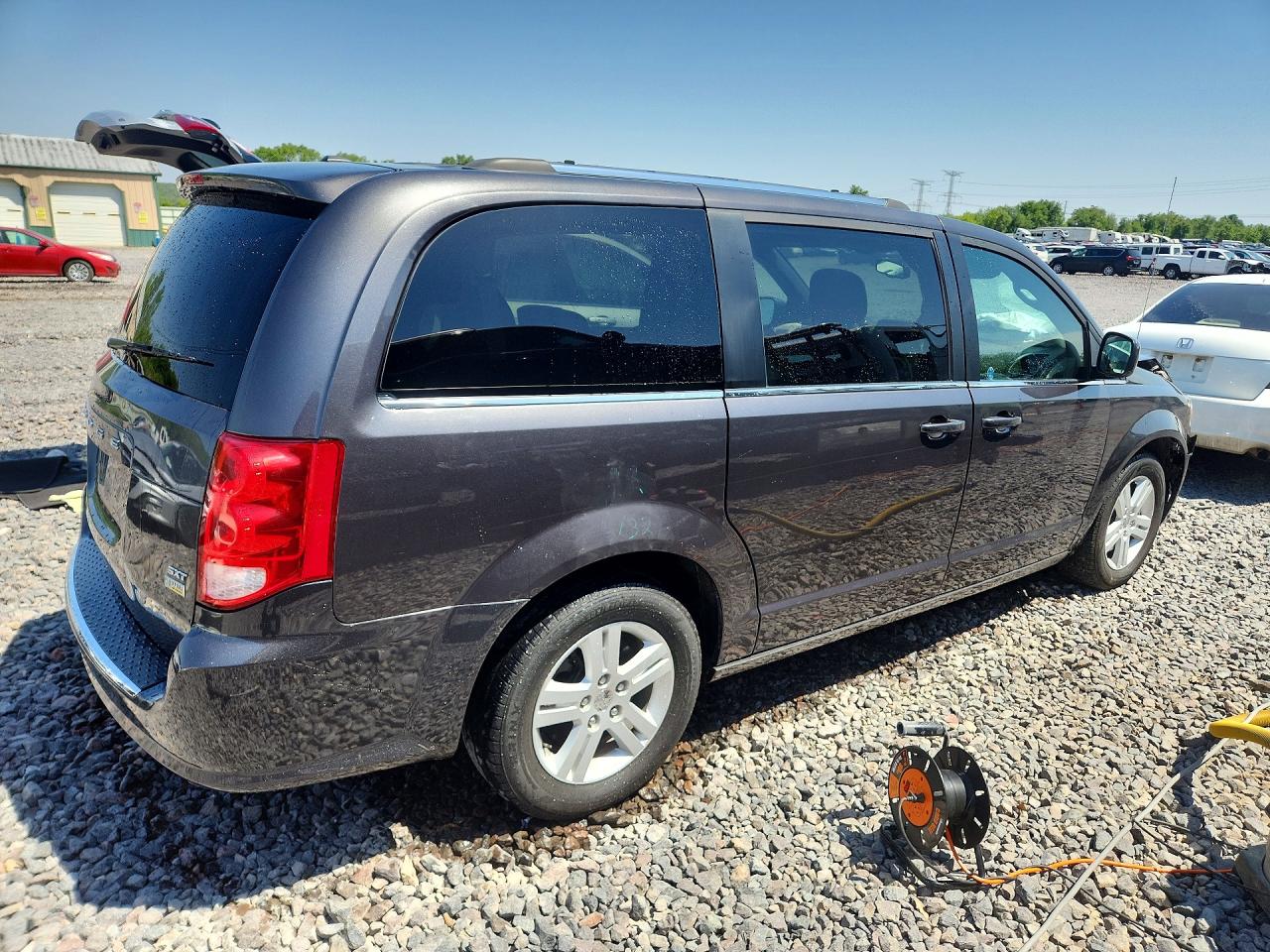 Dodge Caravan Sxt