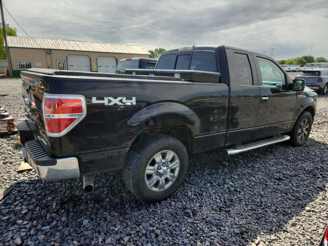 Ford F-150 Super Cab
