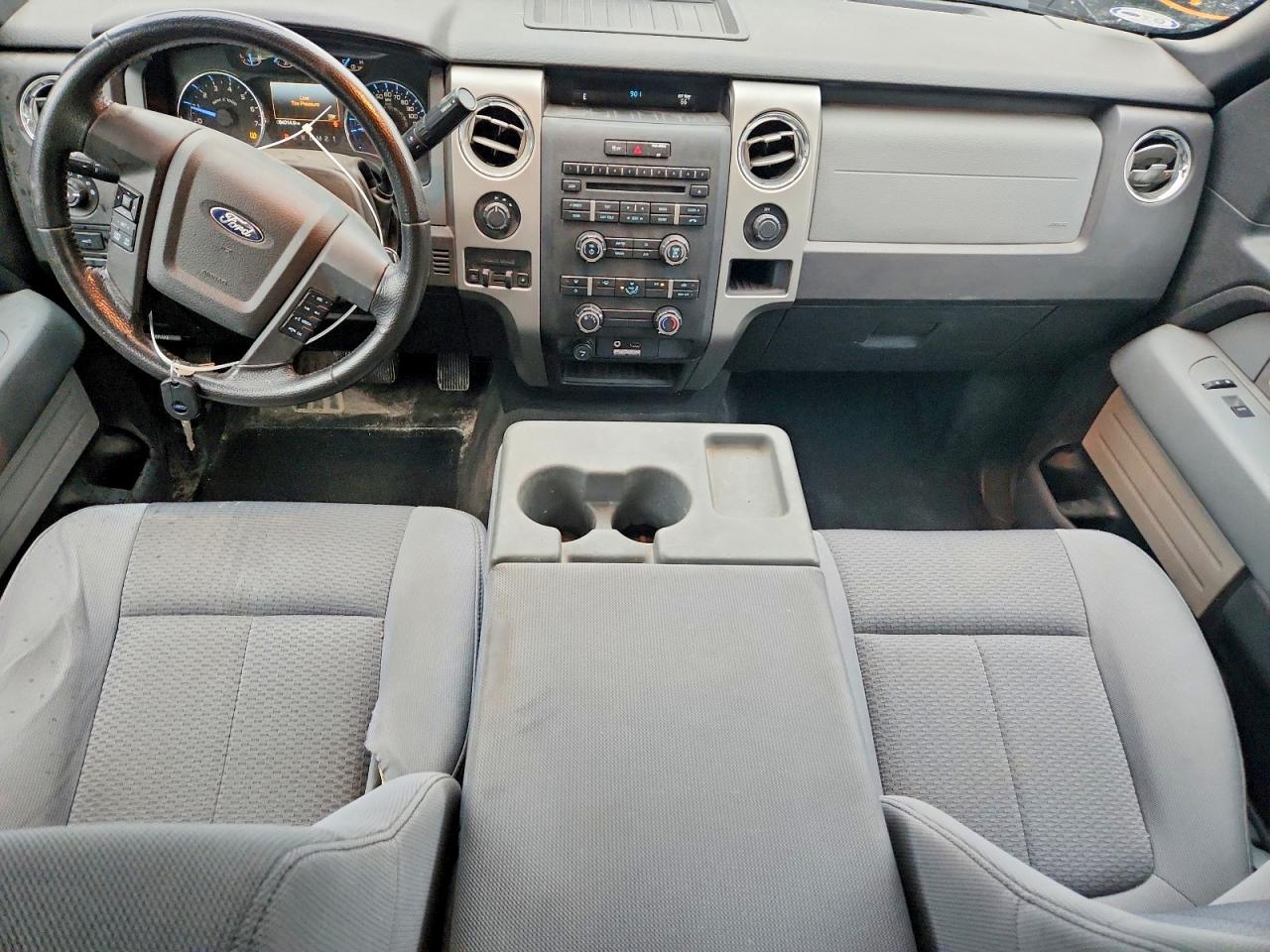 Ford F-150 Super Cab