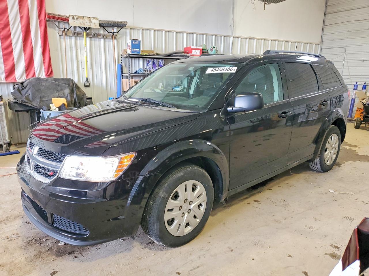 Salvage Dodge Journey Image