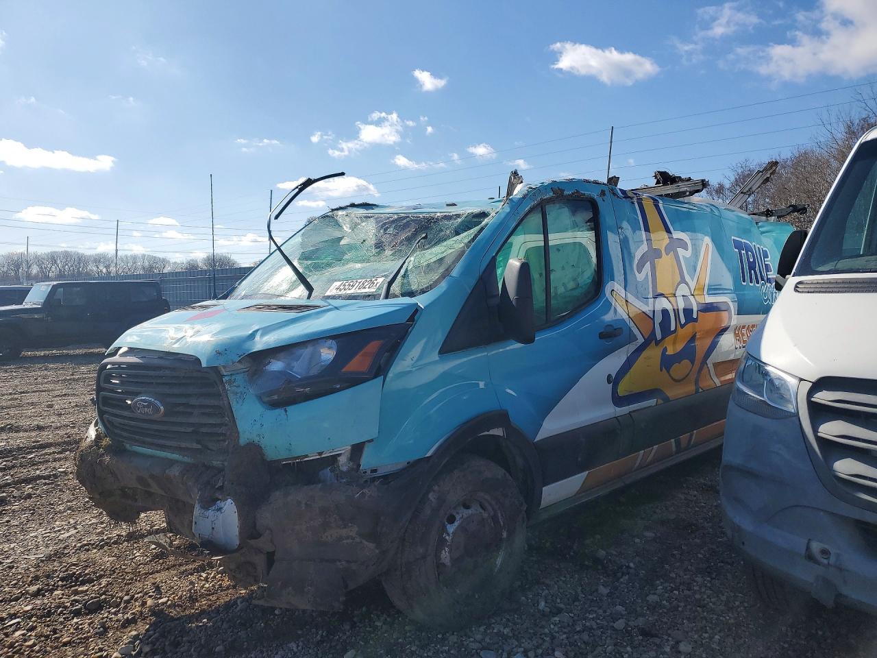 Salvage Ford Transit Image