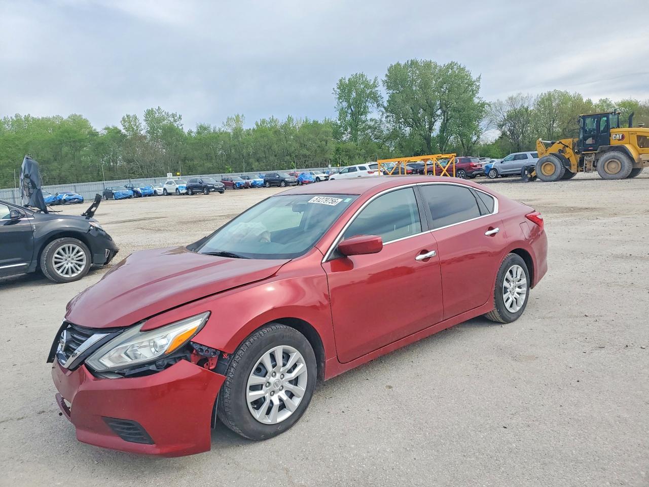 Salvage Nissan Altima Image