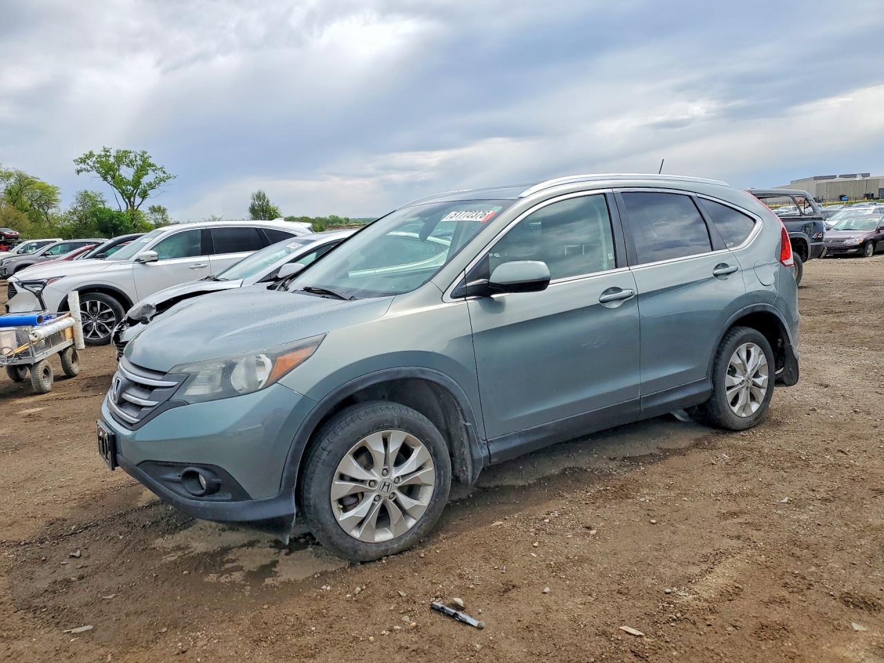 Salvage Honda Crv Image