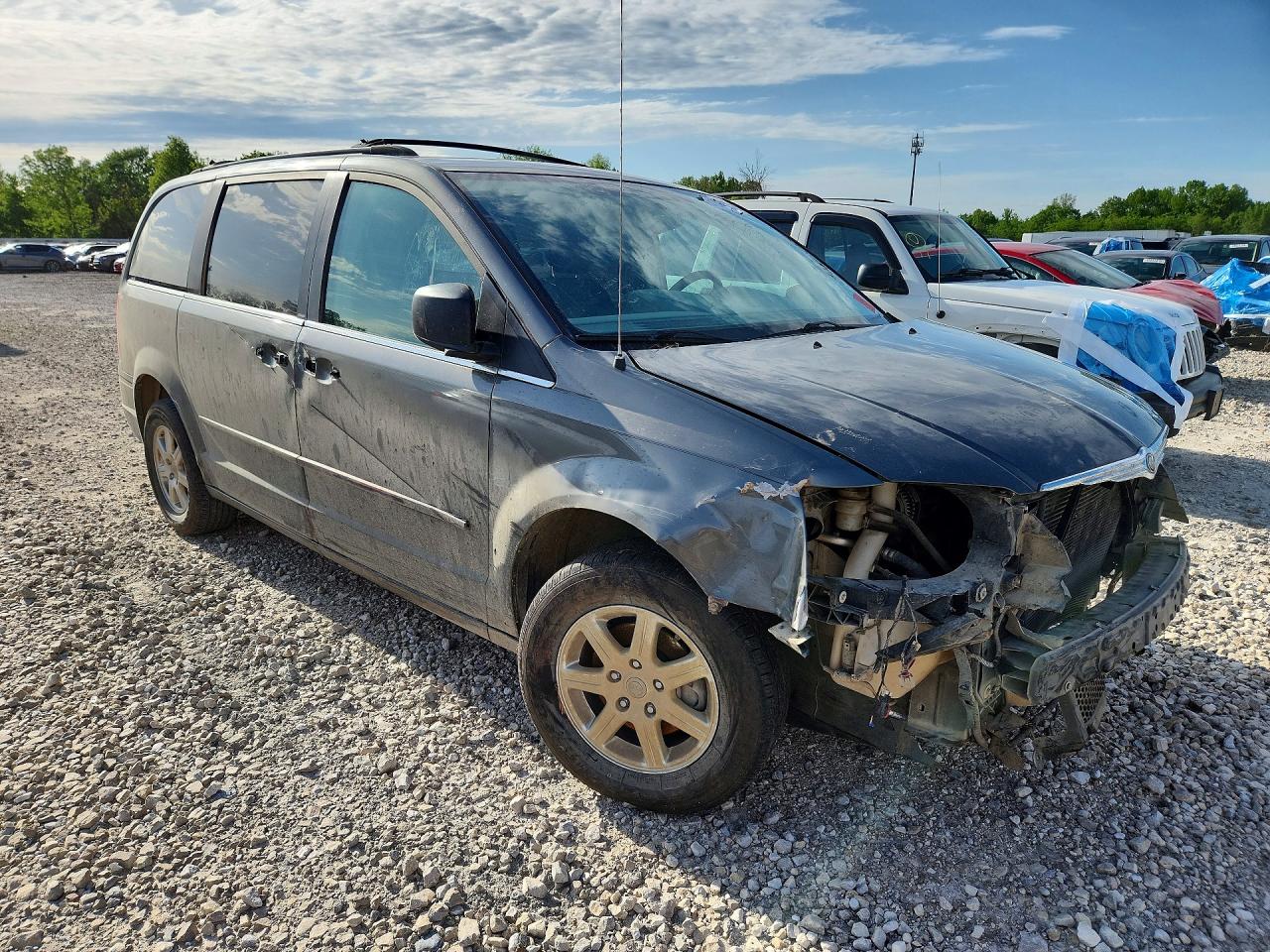 Chrysler Minivan Lx
