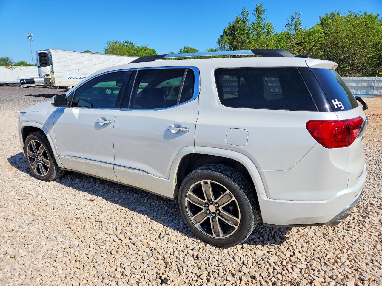 GMC Acadia Denali