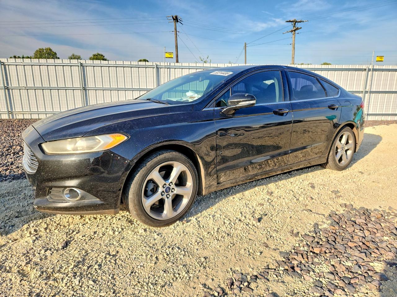 Salvage Ford Fusion Image