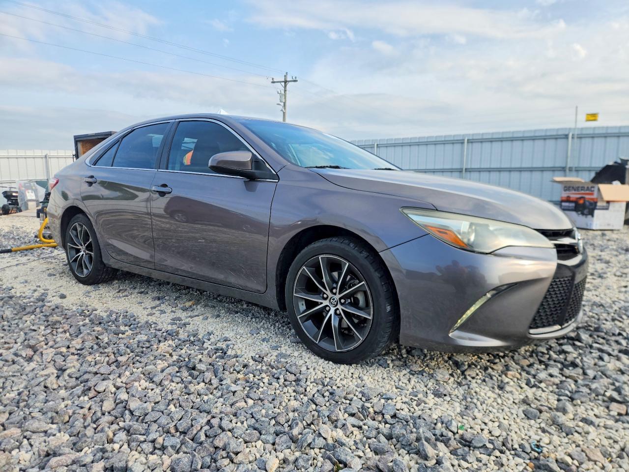 Toyota Camry Xse