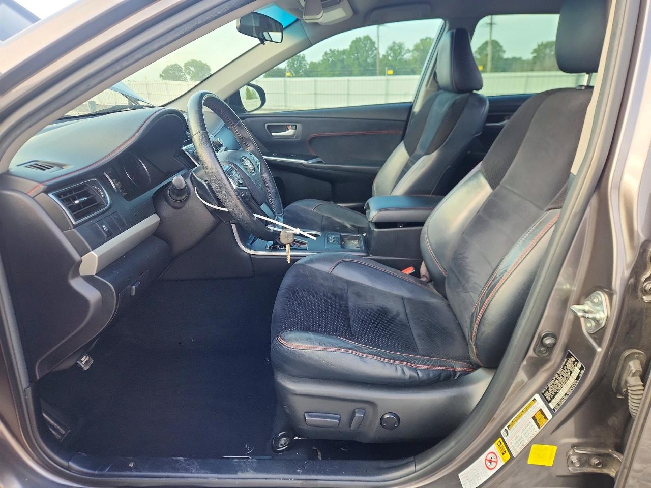 Toyota Camry Xse