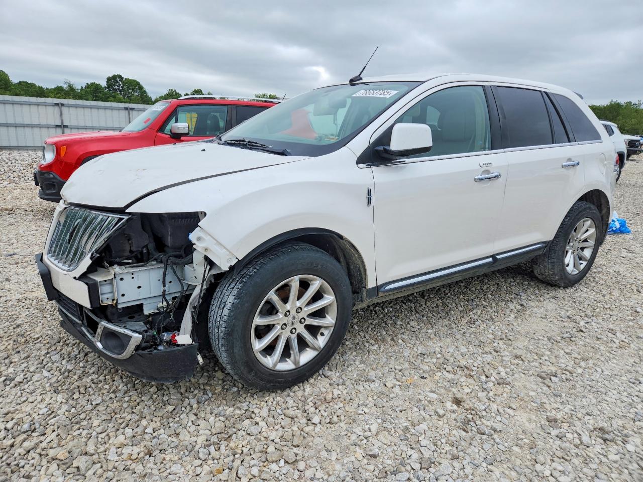 Salvage Lincoln MKX Image