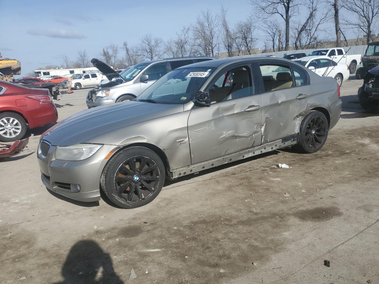 Salvage BMW 3 Series Image