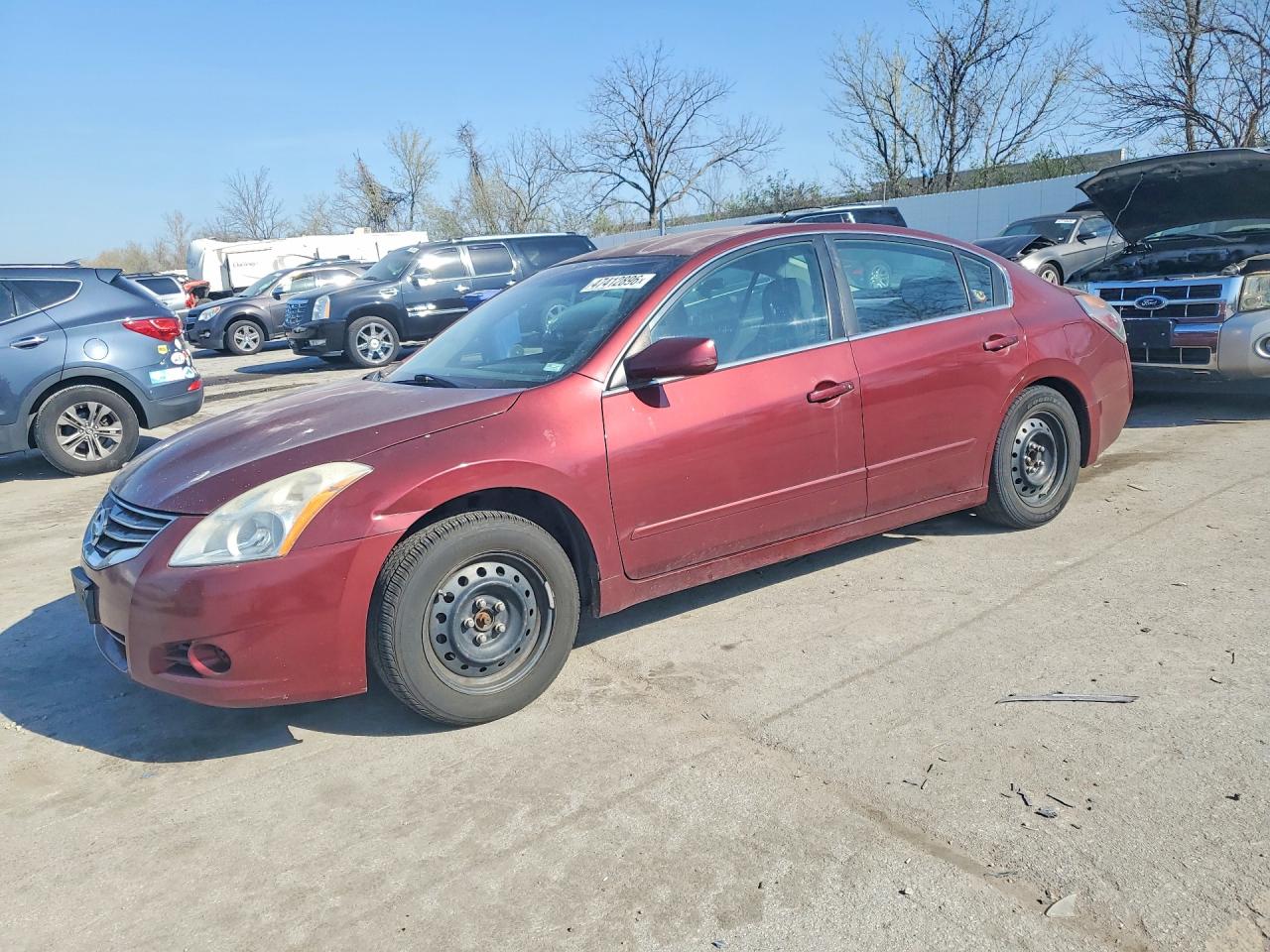 Salvage Nissan Altima Image