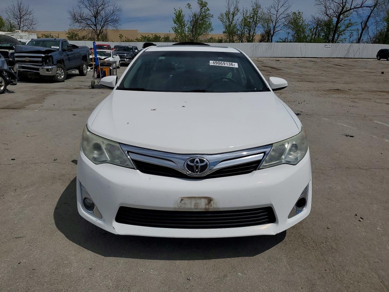 Toyota Camry Xle V6