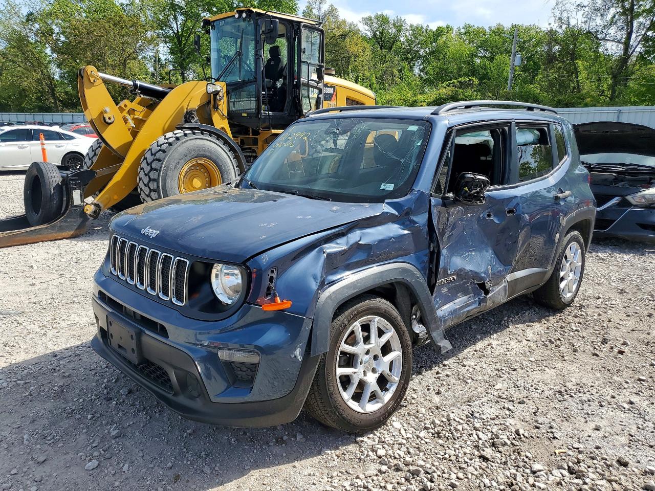 Salvage Jeep Renegade Image