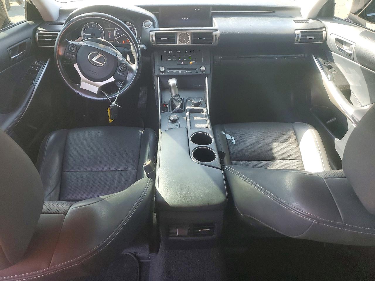 Lexus Is Base