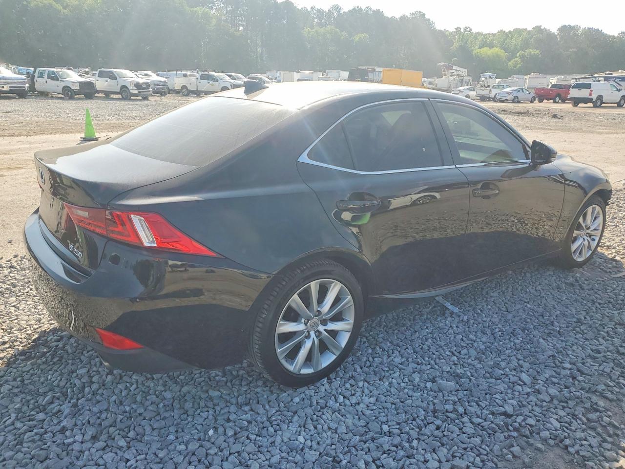 Lexus Is Base
