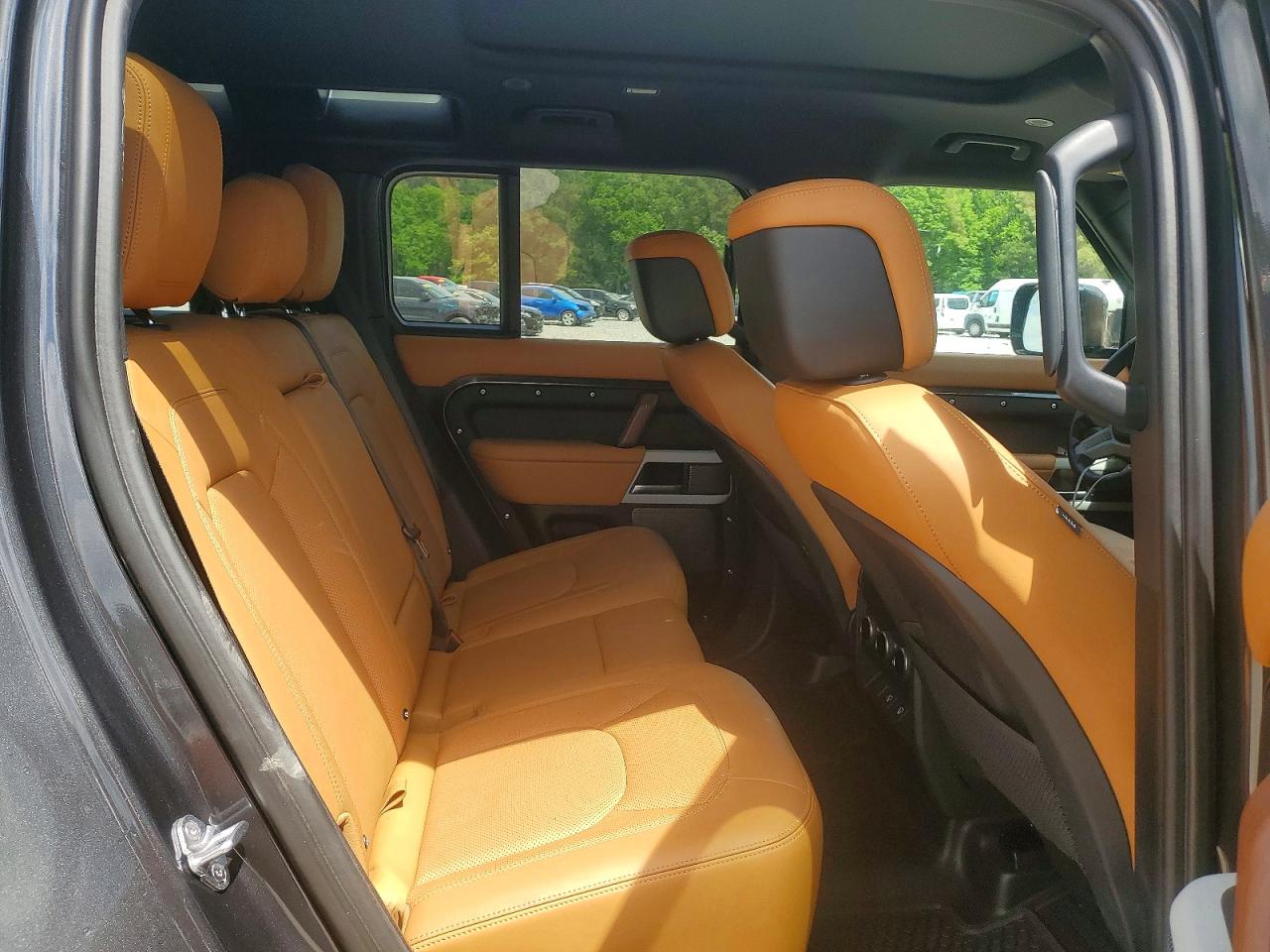 Land Rover Defender 110 S