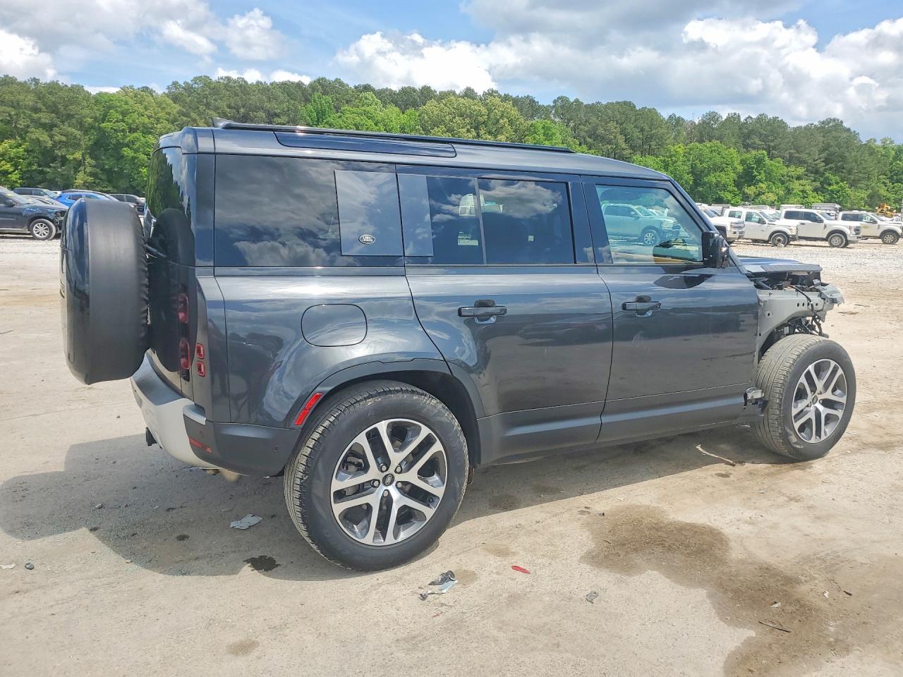 Land Rover Defender 110 S