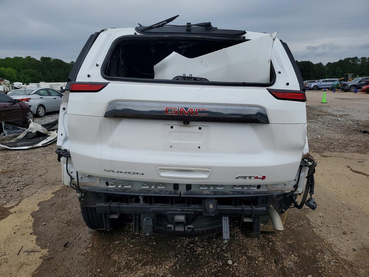 GMC Yukon At4