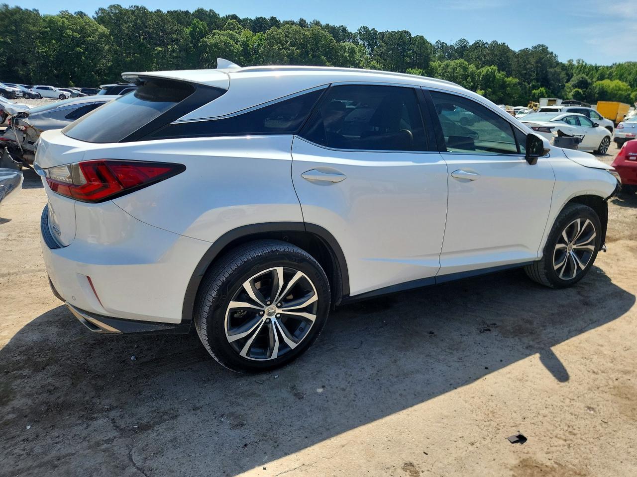 Lexus RX Base