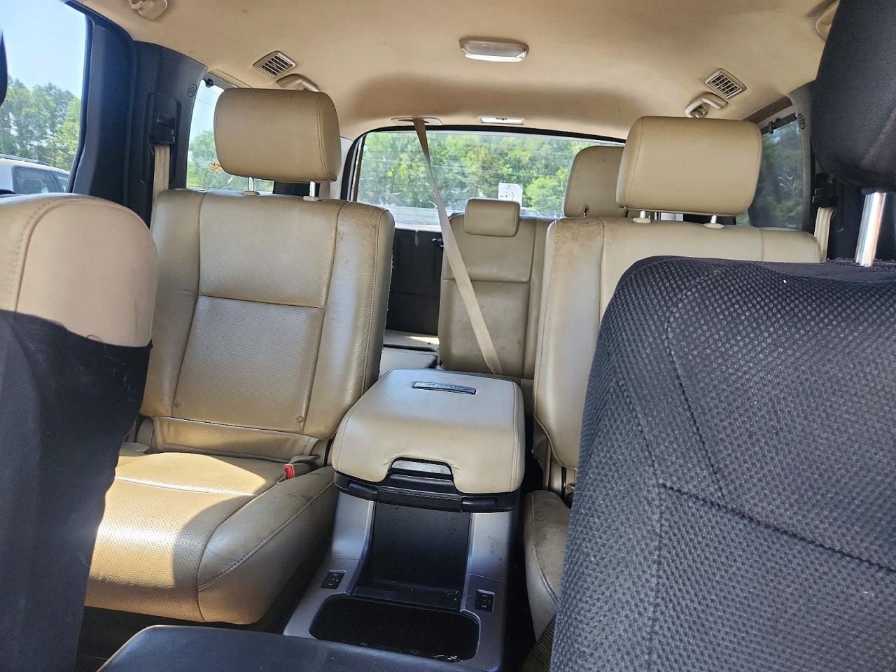 Toyota Sequoia Platinum