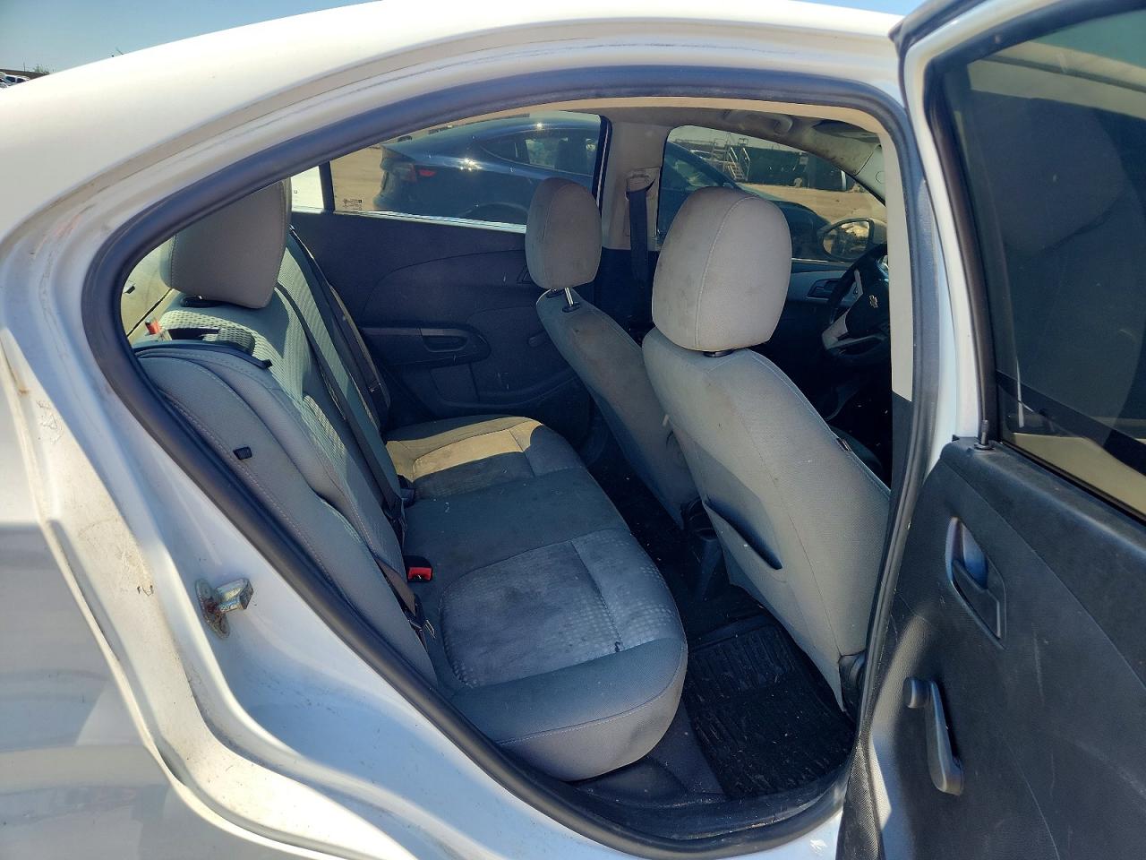 Chevrolet Sonic Ls