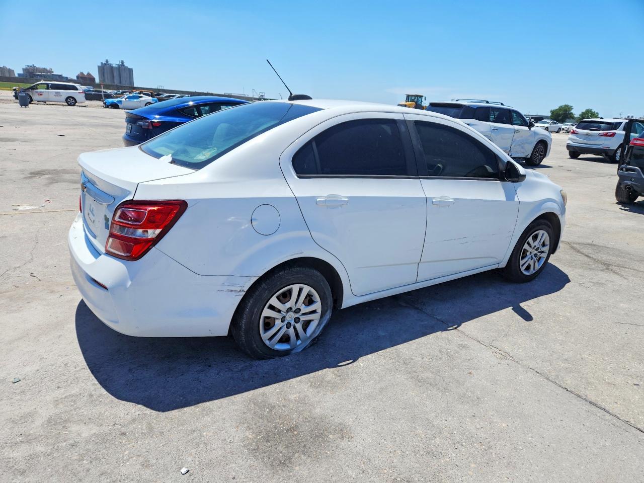Chevrolet Sonic Ls
