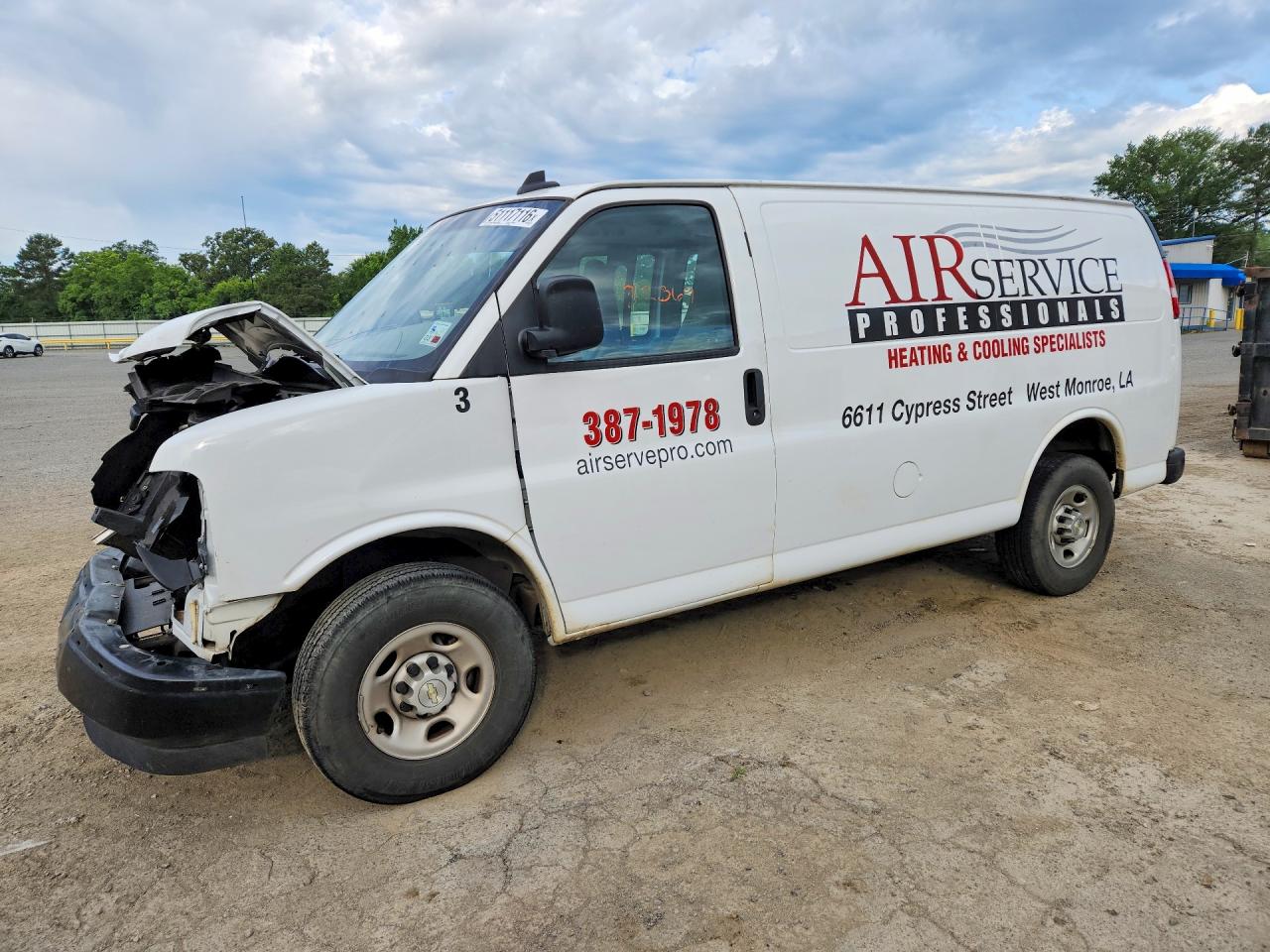 Salvage Chevrolet Express Image