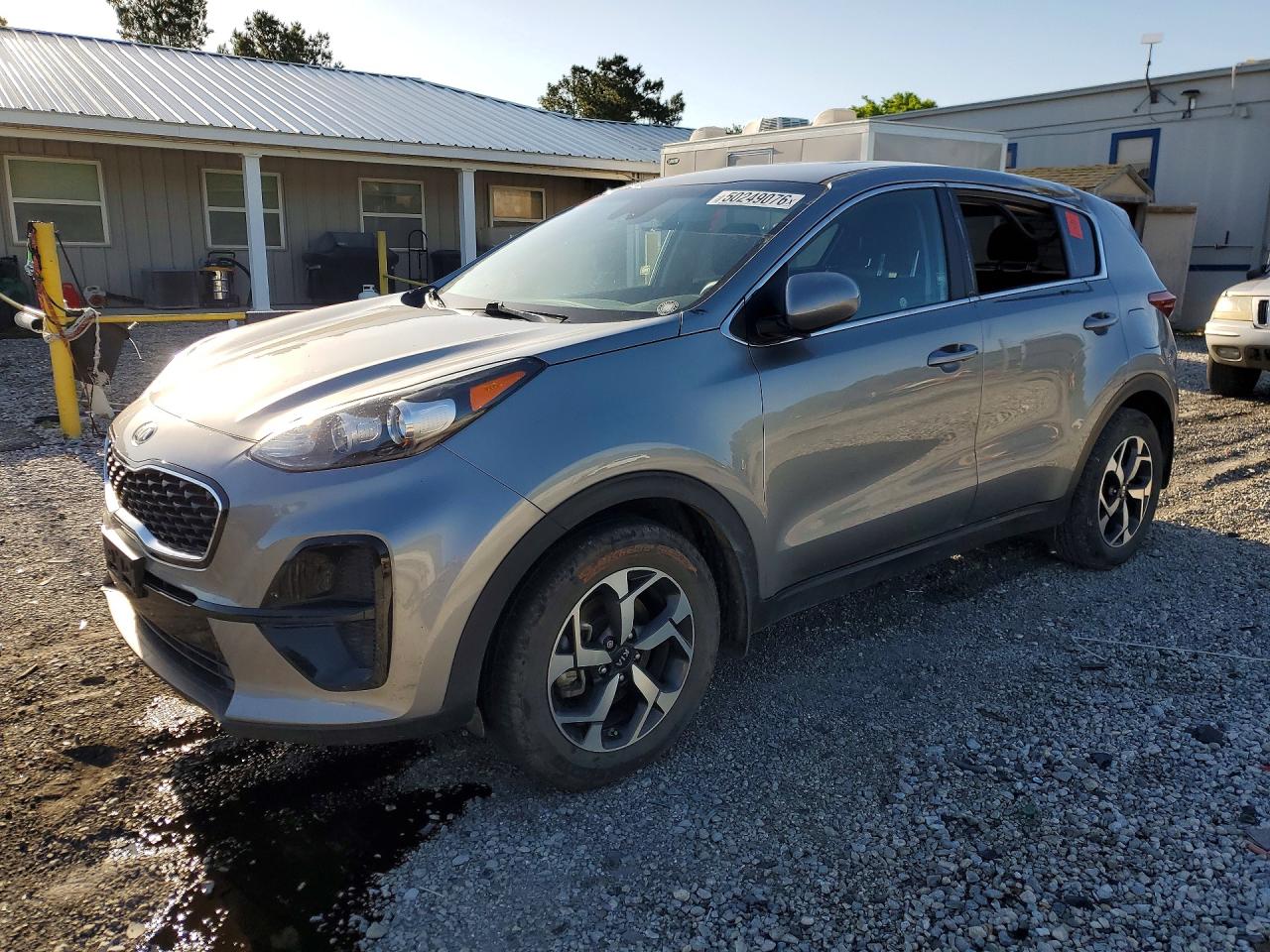 Salvage Kia Sportage Image