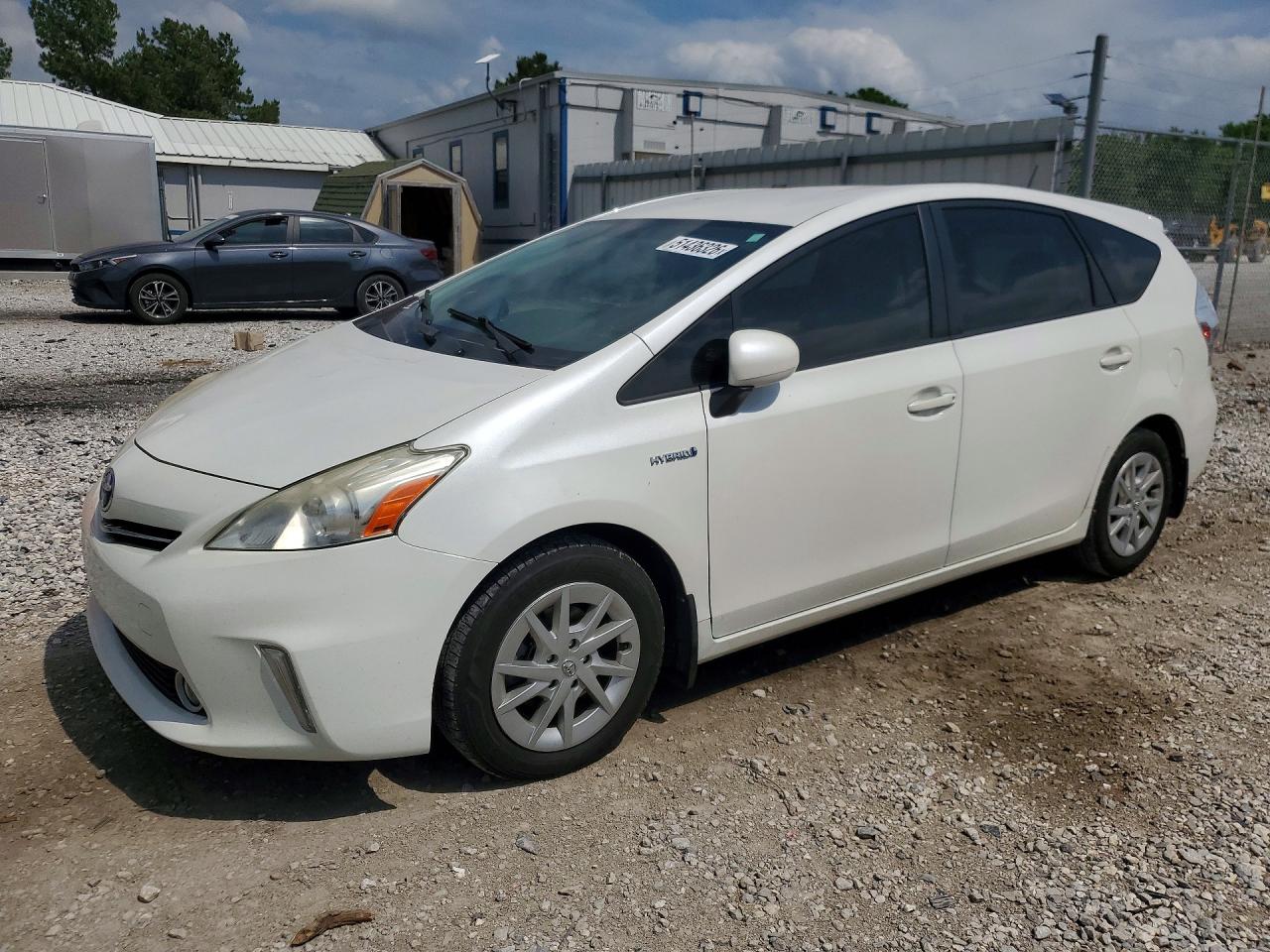 Salvage Toyota Prius Image