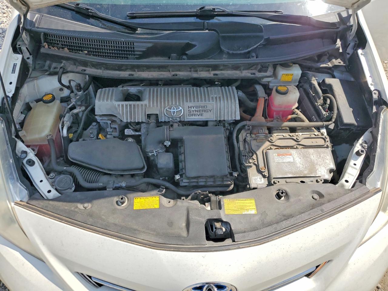 Toyota Prius v Three