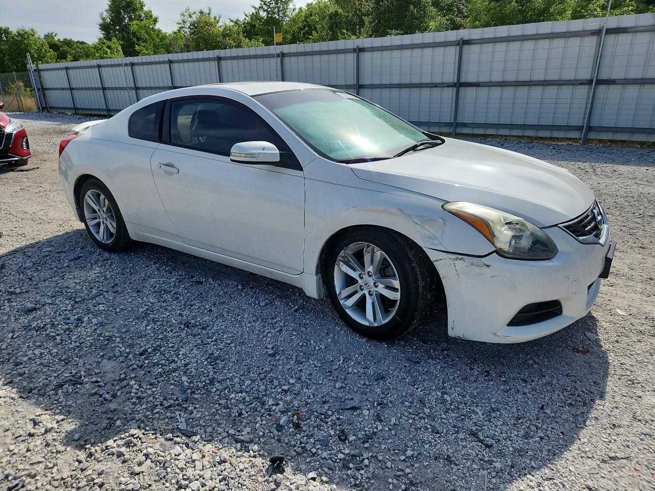 Nissan Altima S