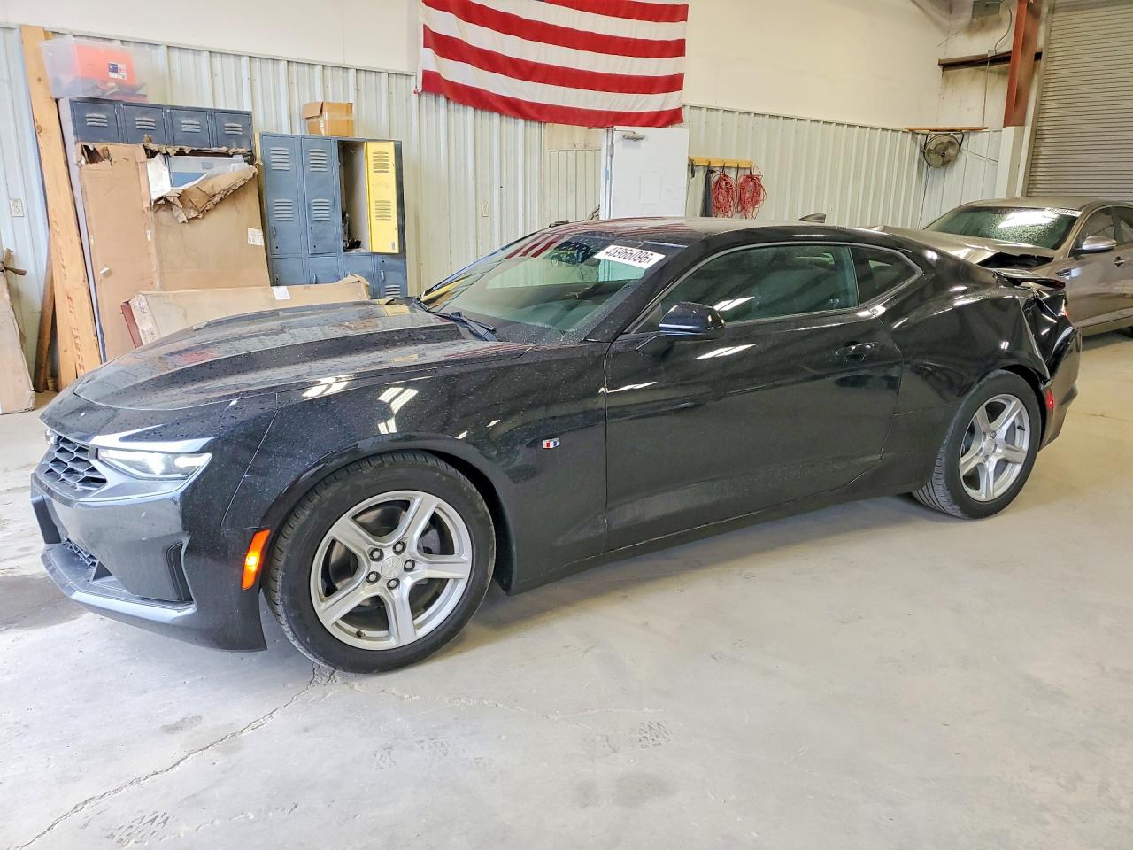 Salvage Chevrolet Camaro Image