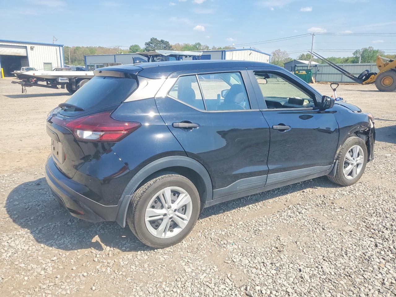 Nissan Kicks S