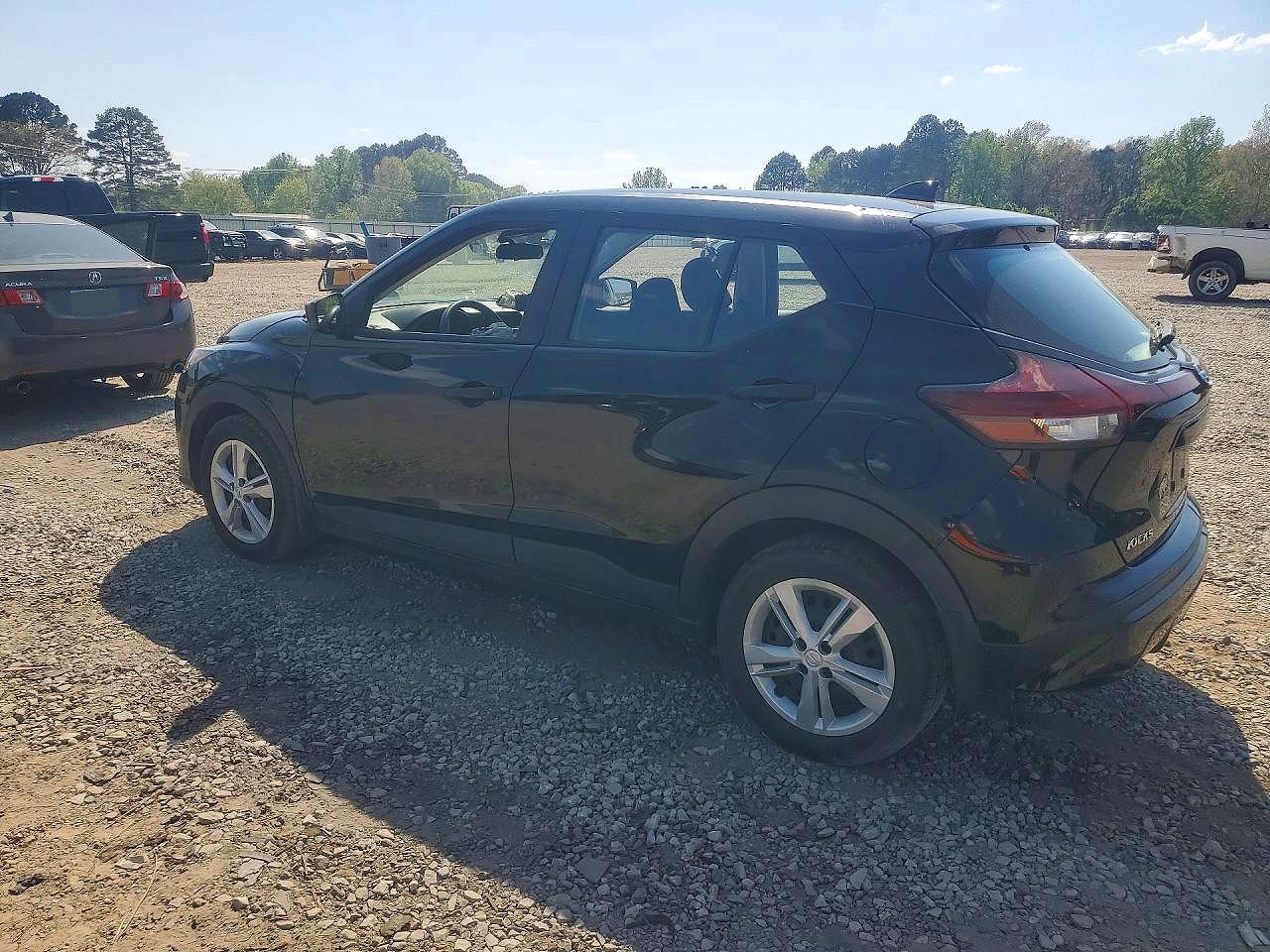Nissan Kicks S