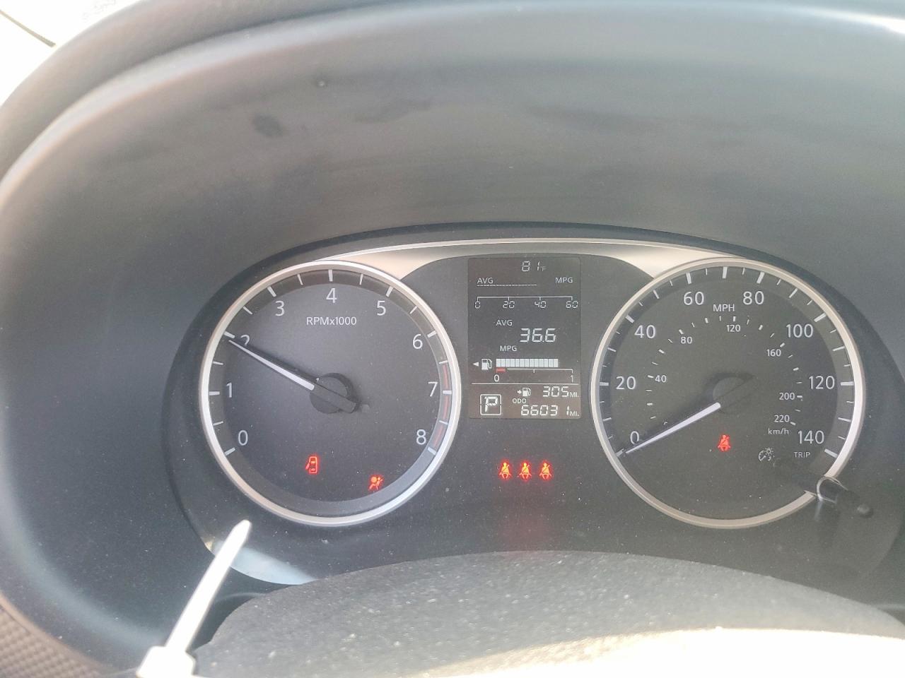 Nissan Kicks S