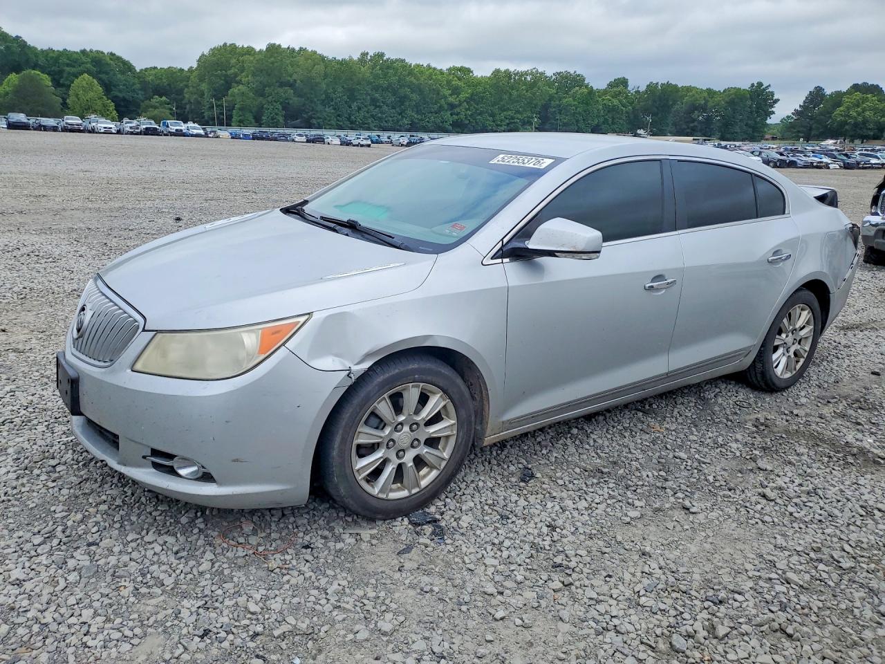 Salvage Buick LaCrosse Image