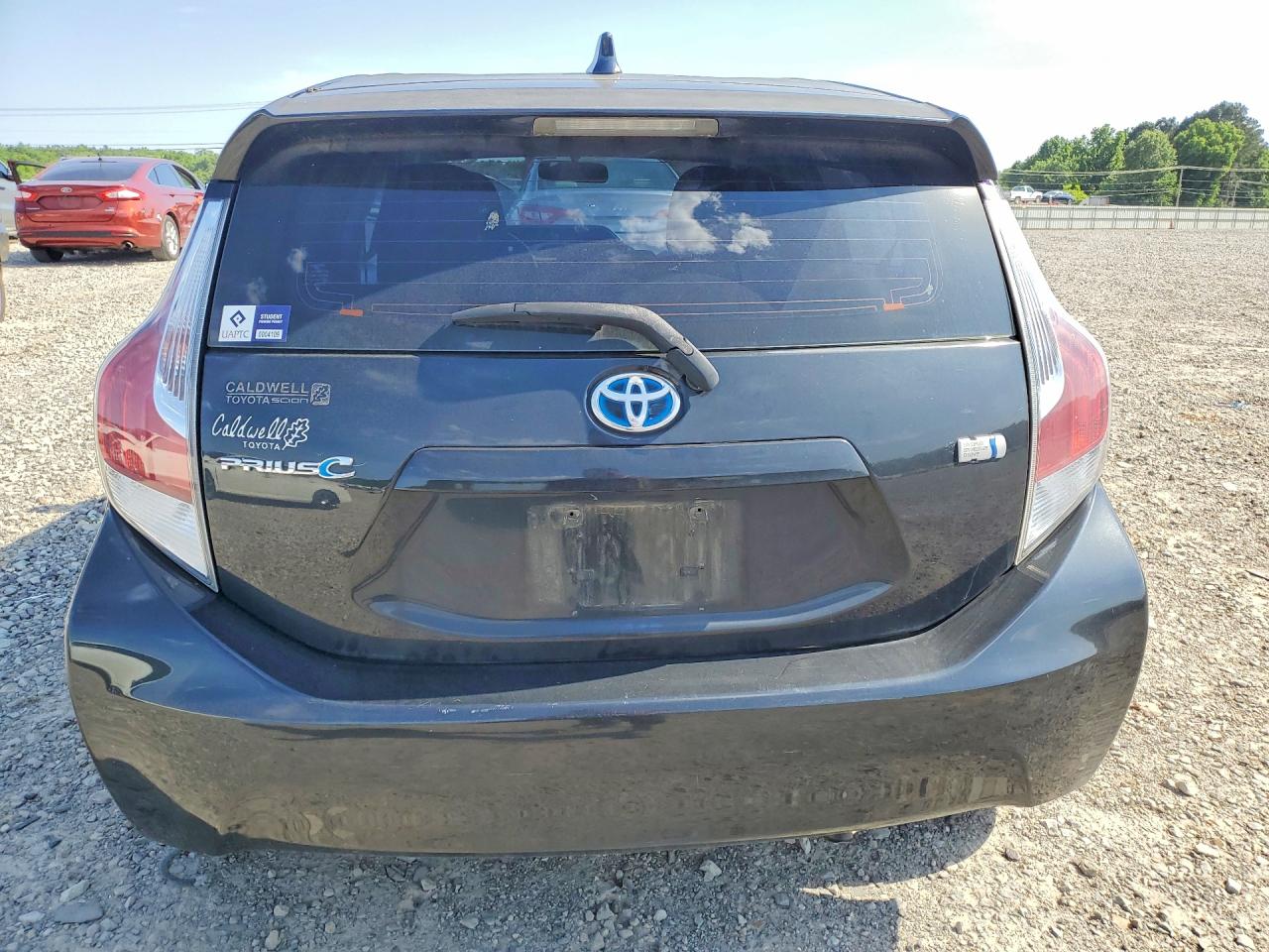Toyota Prius c Three